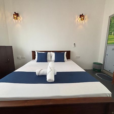 Hotel Noble Nest Hirikatiya Dikwella Exterior foto